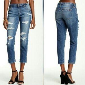 Joe’s Jeans - Boyfriend Slim Crop - Distressed - Classic Blue Wash